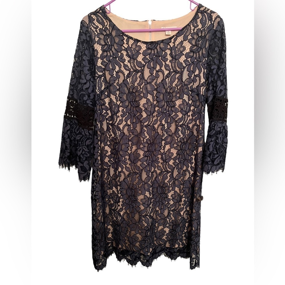 Women’s EST. 1946 blue lace lined dress. Size 8.
